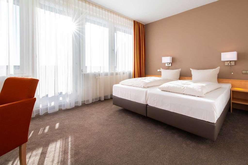 Aramis Tagungs- Und Sporthotel Gaufelden Phòng bức ảnh