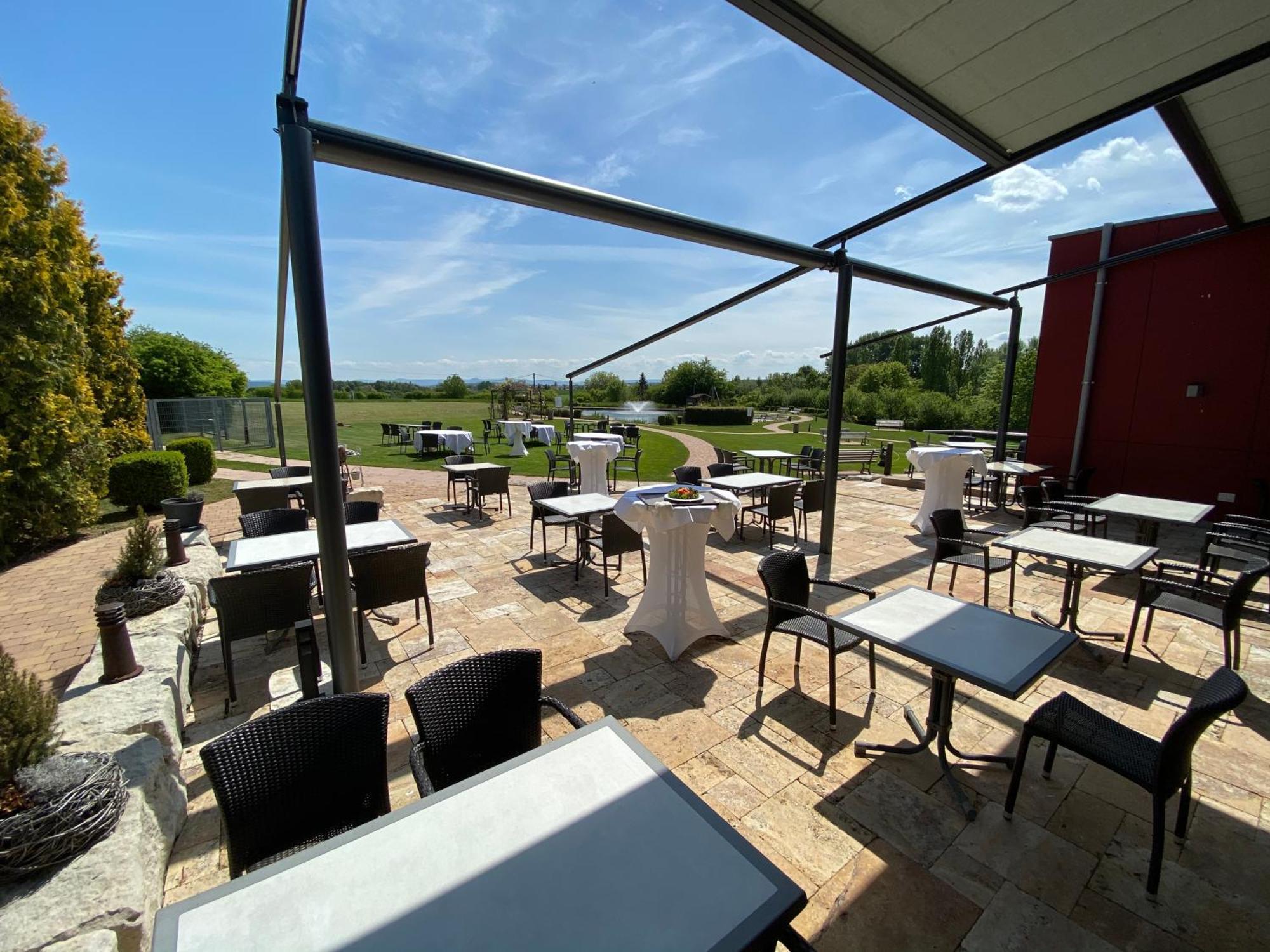 Aramis Tagungs- Und Sporthotel Gaufelden Ngoại thất bức ảnh