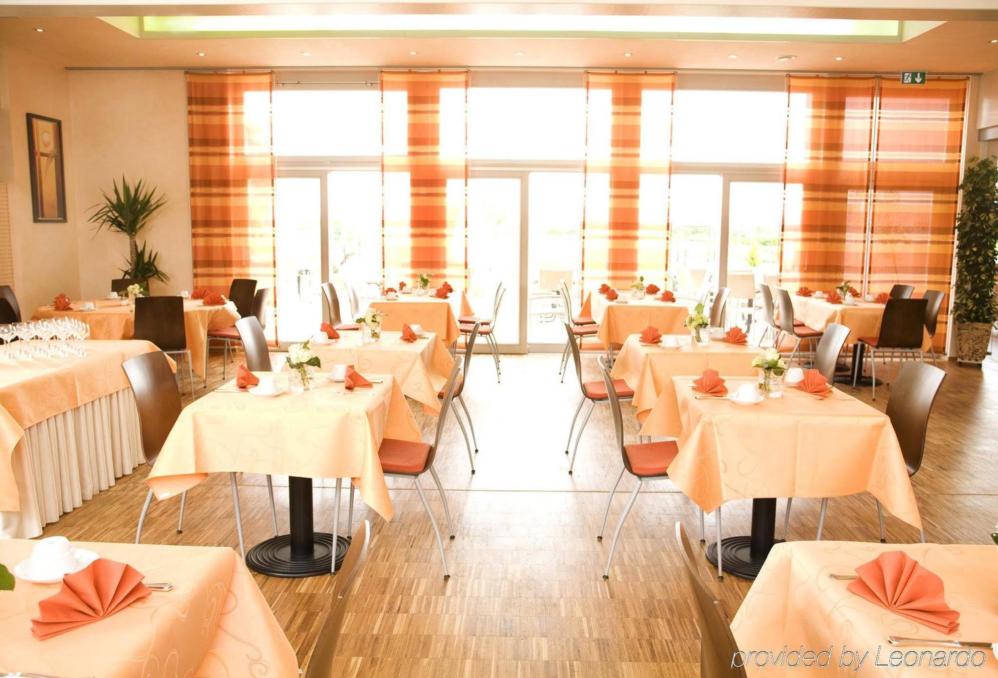 Aramis Tagungs- Und Sporthotel Gaufelden Nhà hàng bức ảnh