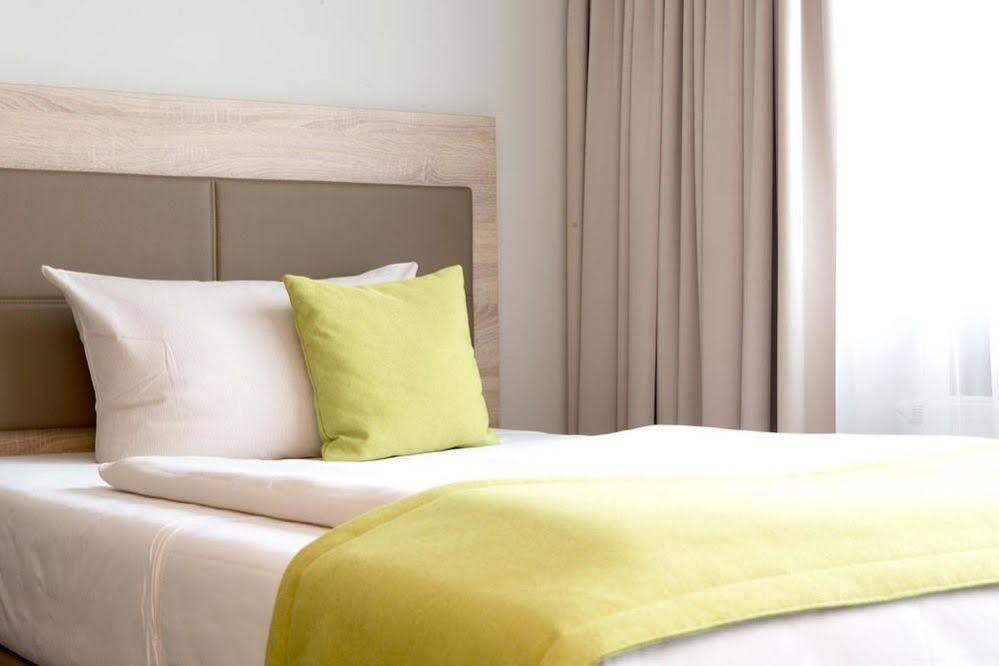 Aramis Tagungs- Und Sporthotel Gaufelden Ngoại thất bức ảnh
