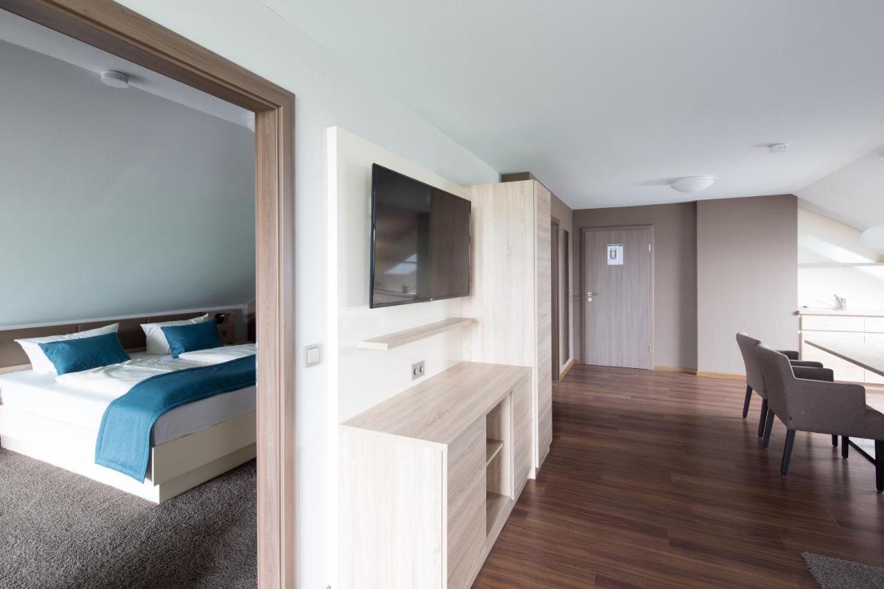 Aramis Tagungs- Und Sporthotel Gaufelden Ngoại thất bức ảnh